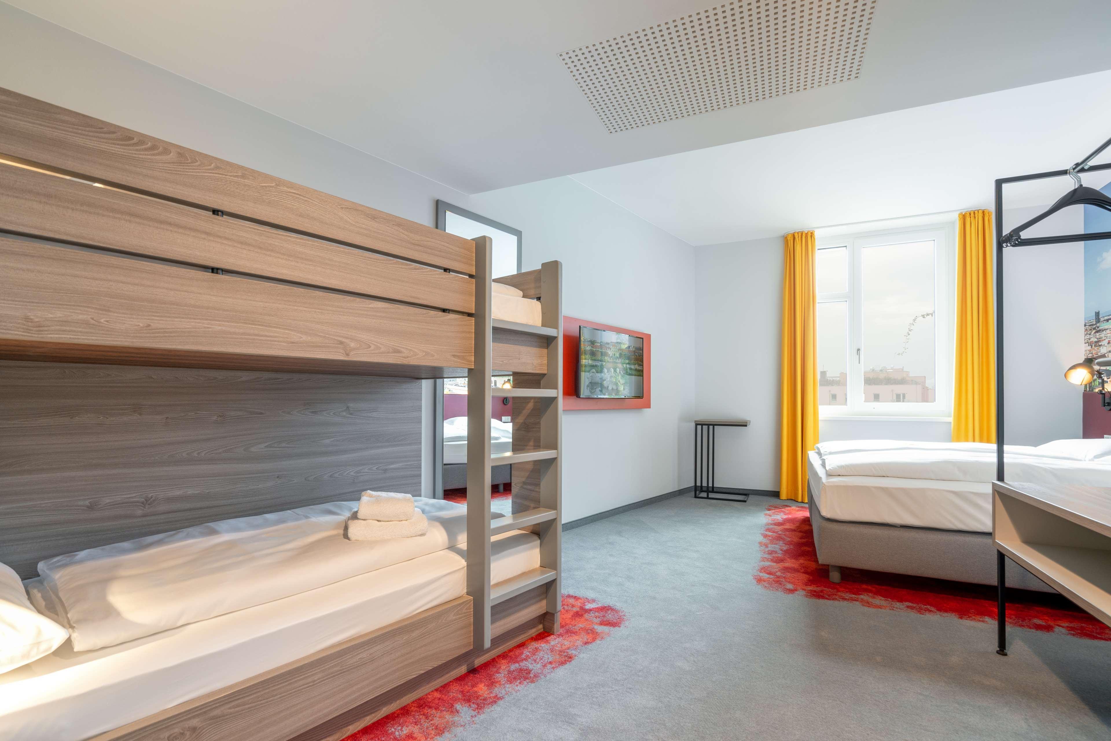 7 เดย์ พรีเมียม โฮเต็ล เวียน - เซาท์ Hotel เวียนนา ภายนอก รูปภาพ